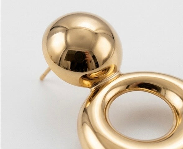 Boucles d’Oreille Pendantes Dorées — Acier Inoxydable